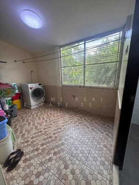 ทาวน์โฮม 2 ชั้น ติด MRT ท่าพระ, Bangkok, Wat Tha Pra, Bangkok Yai, Bangkok, 4 Bedrooms, 180 sqm, Townhouse For Sale, by HOME Real Estate Service, 500316813 - DDproperty.com
