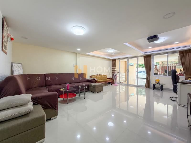 ทาวน์โฮม 2 ชั้น ติด MRT ท่าพระ, กรุงเทพ, วัดท่าพระ, บางกอกใหญ่, กรุงเทพ, 180 ตร.ม., ทาวน์เฮ้าส์ ขาย, โดย HOME Real Estate Service, 500316813 - DDproperty.com