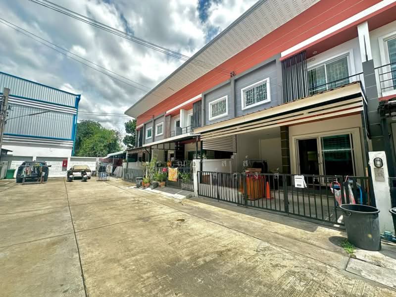 Pirom Ville Thianthale 20 : ภิรมย์วิลล์ เทียนทะเล 20, กรุงเทพ, 20 Bang Khun Thian-Chaithale, แสมดำ, บางขุนเทียน, กรุงเทพ, 90 ตร.ม., ทาวน์เฮ้าส์ ขาย, โดย กรณวัสส์ กัณฑวัสส์วงส์, 500316835 - DDproperty.com