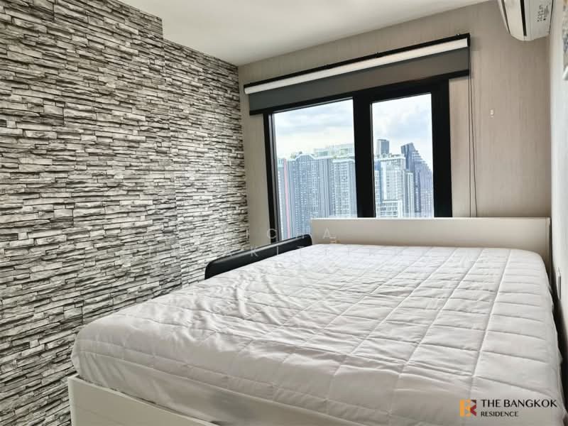 Life Asoke, Bangkok, Asoke-Dindang Road, Bang Kapi, Huai Khwang, Bangkok, 2 Bedrooms, 55 sqm, Condo For Rent, by Nicha Peerakittikul, 500316857 - DDproperty.com