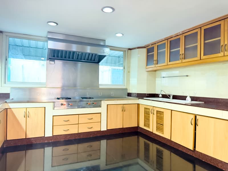 อาคารพาณิชย์หรู 5 ชั้น 4 คูหา ซอยรัชดาภิเษก 16 แยก 2, Bangkok, Wat Tha Pra, Bangkok Yai, Bangkok, , 1,500 sqm, Shophouse For Sale, by HOMEPLUS REALTY - คุณของขวัญ, 500316864 - DDproperty.com