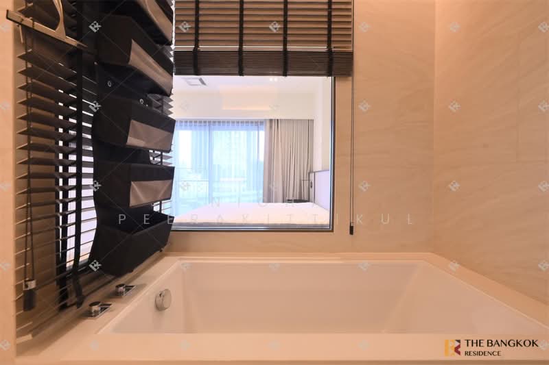 The Strand Thonglor, Bangkok, 36 Soi Sukhumvit 55, Khlong Tan Nua, Watthana, Bangkok, 1 Bedroom, 55 sqm, Condo For Rent, by Nicha Peerakittikul, 500316876 - DDproperty.com