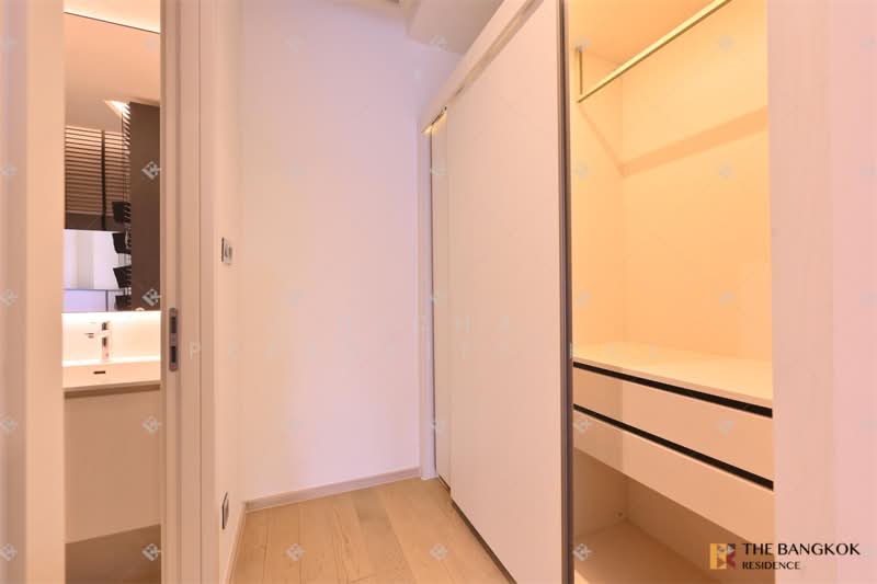 The Strand Thonglor, Bangkok, 36 Soi Sukhumvit 55, Khlong Tan Nua, Watthana, Bangkok, 1 Bedroom, 55 sqm, Condo For Rent, by Nicha Peerakittikul, 500316876 - DDproperty.com