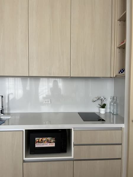 Noble State 39, Bangkok, 35 Soi Sukhumvit 39, Khlong Tan Nua, Watthana, Bangkok, 2 Bedrooms, 60 sqm, Condo For Rent, by Suchada Somsri, 500316879 - DDproperty.com