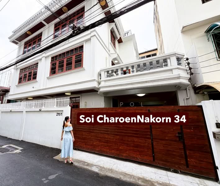 Detached House + Rooftop 3-Storey Renovated Home Charoen Nakhon Area, Bangkok, Bang Lam Phu Lang, Khlong San, Bangkok, 3 Bedrooms, 300 sqm, Single Detached House For Rent, by Khun Pol, 500316887 - DDproperty.com