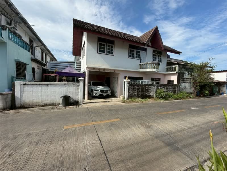 บ้านเดี่ยว 2 ชั้น 27 ตร.ว. บ้านเดี่ยว ซอยพุทธมณฑลสาย3 ซอย13 ถนนพุทธมณฑลสาย3, Bangkok, ถนนพุทธมณฑลสาย3, Bang Phai, Bang Khae, Bangkok, 2 Bedrooms, 120 sqm, Single Detached House For Sale, by คุณ นรังสรรค์ บุราคร (เจ), 500316891 - DDproperty.com