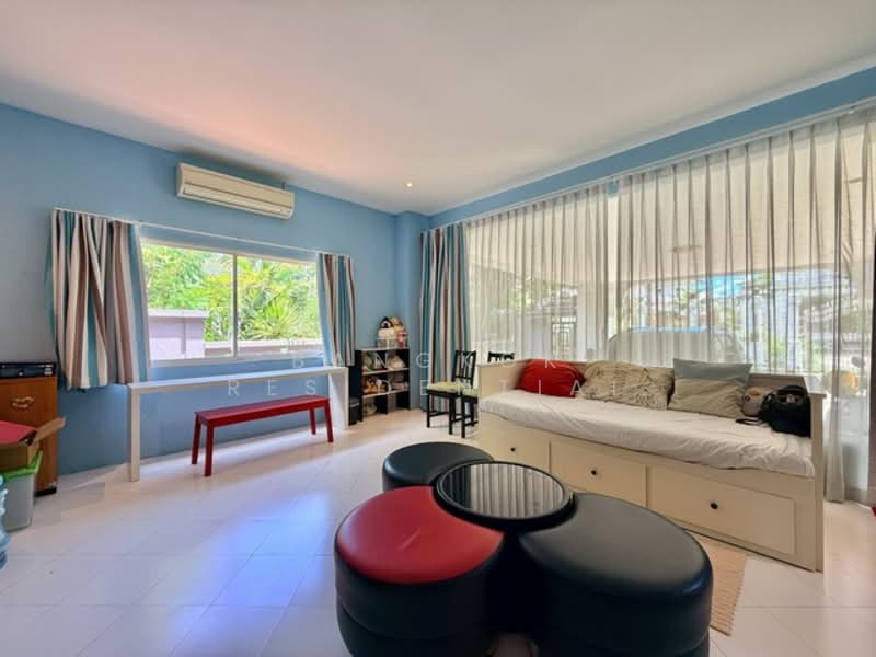 Detached House, Bangkok, Sukhumvit 50, Bang Chak, Phra Khanong, Bangkok, 5 Bedrooms, 220 sqm, Single Detached House For Rent, by Bangkok Residential, 500316904 - DDproperty.com