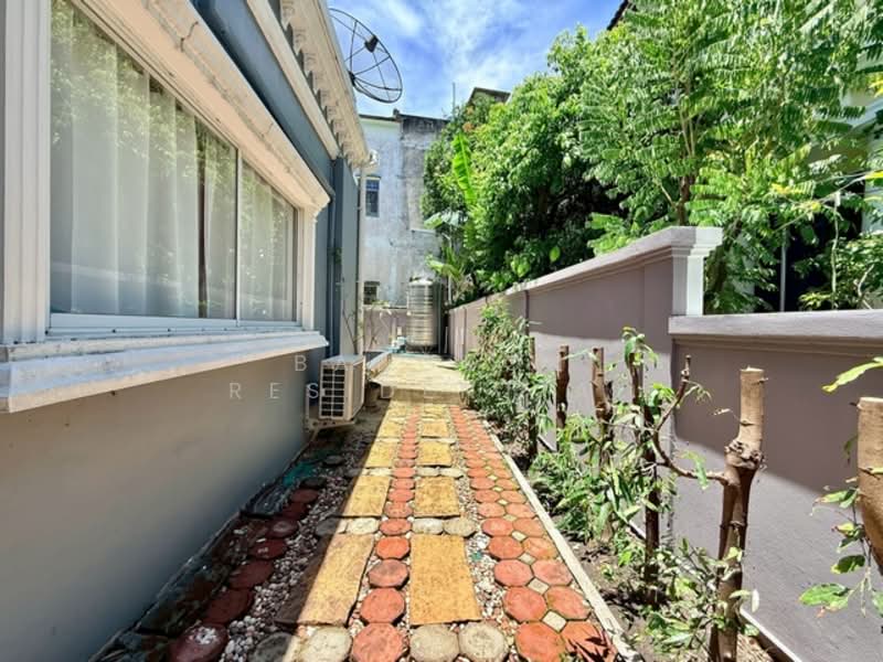 Detached House, Bangkok, Sukhumvit 50, Bang Chak, Phra Khanong, Bangkok, 5 Bedrooms, 220 sqm, Single Detached House For Rent, by Bangkok Residential, 500316904 - DDproperty.com