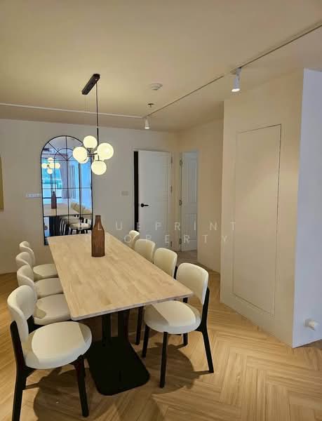 Las Colinas, Bangkok, Sukhumvit 21 Road, Khlongtoei Nua, Watthana, Bangkok, 4 Bedrooms, 200 sqm, Condo For Rent, by Blueprint Property, 500316942 - DDproperty.com