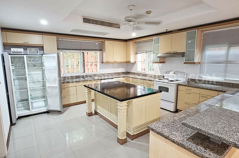 Nichada Thani, Nonthaburi, Soi Prasert Islam, Bang Talat, Pak Kret, Nonthaburi, 5 Bedrooms, 350 sqm, Single Detached House For Rent, by Khun Nita, 500317060 - DDproperty.com