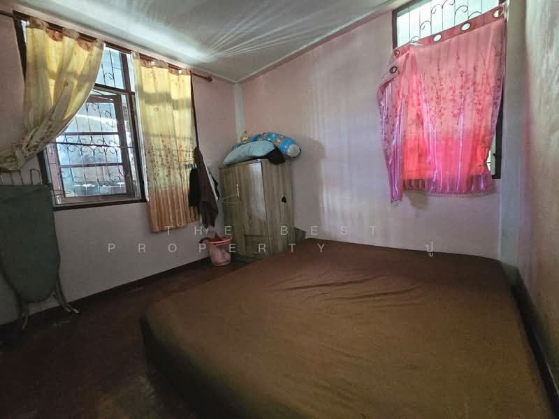 หมู่บ้านเด่นชัย บางเมือง-เทพารักษ์ สมุทรปราการ, Samut Prakan, Bang Muang Mai, Muang Samut Prakarn, Samut Prakan, 3 Bedrooms, 120 sqm, Semi-Detached House (Twin House) For Sale, by The Best Property   ปู, 500317181 - DDproperty.com