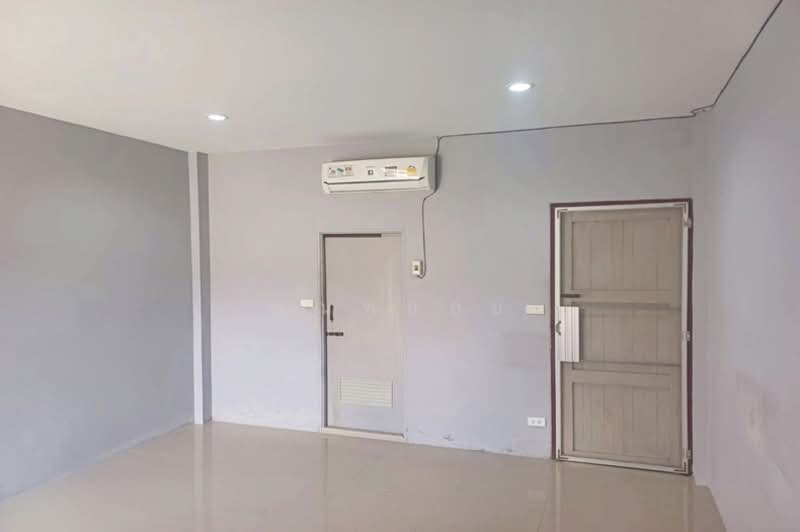 ซอยคลองหกตะวันตก, Pathum Thani, Khlong Hok, Khlong Luang, Pathum Thani, 4 Bedrooms, 659 sqm, Single Detached House For Sale, by คุณพลอย, 500317279 - DDproperty.com