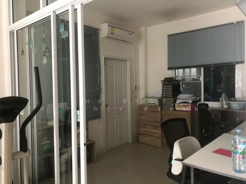 เดอะ ลิฟวิ่ง ศรีราชา, Chon Buri (Pattaya), Nong - Kham, Si Racha, Chon Buri (Pattaya), 3 Bedrooms, 150 sqm, Single Detached House For Sale, by The Best Property ตังค์เมย์, 500317282 - DDproperty.com