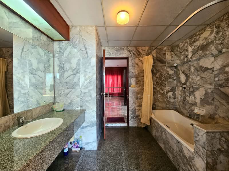 Cha-Am Grand Condotel : ชะอำ แกรนด์ คอนโดเทล, เพชรบุรี, 464 ตรอกทรานสุข, ชะอำ, เพชรบุรี, 455 ตร.ม., คอนโด ขาย, โดย Kamonwan Netsung, 500317397 - DDproperty.com