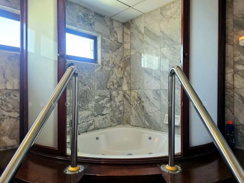 Cha-Am Grand Condotel, Phetchaburi, 464 Tran Suk Alley, Cha-am, Cha-Am, Phetchaburi, 4 Bedrooms, 455 sqm, Condo For Sale, by Kamonwan Netsung, 500317397 - DDproperty.com