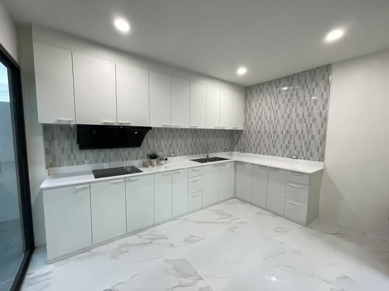 บ้านเดี่ยวหลังมุม นวมินทร์ บางกะปิ สไตล์ โมเดิร์น, กรุงเทพ, นวลจันทร์, บึงกุ่ม, กรุงเทพ, 320 ตร.ม., บ้านเดี่ยว ขาย, โดย ปภัชญา ธนัตถ์ภรณ์, 500317432 - DDproperty.com