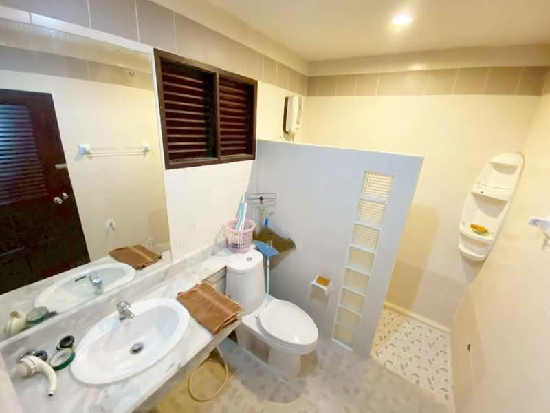ขาย ทาวน์เฮ้าส์ 2 ชั้น หมู่บ้าน บุศรินทร์ บางบัวทอง, Nonthaburi, Bang Rak Pattana, Bang Bua Thong, Nonthaburi, 2 Bedrooms, 80 sqm, Townhouse For Sale, by กรณวัสส์ กัณฑวัสส์วงส์, 500317444 - DDproperty.com