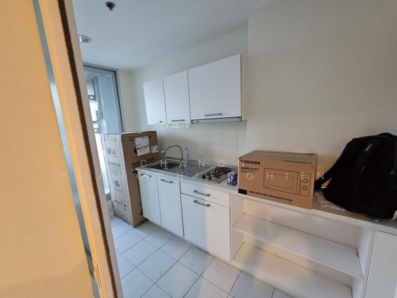 Life @ Ratchada-Suthisan, Bangkok, Ratchadapisek Road, Samsen Nok, Huai Khwang, Bangkok, 1 Bedroom, 42 sqm, Condo For Rent, by Chanon Phangchienghien, 500317458 - DDproperty.com