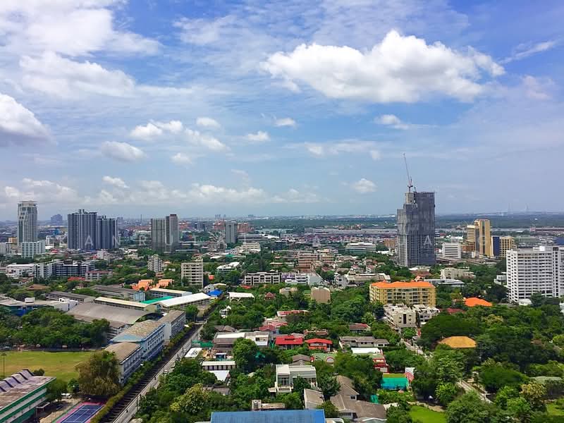 Siri At Sukhumvit, Bangkok, 902 Sukhumvit Road, Phra Kanong, Khlong Toei, Bangkok, 2 Bedrooms, 70 sqm, Condo For Rent, by Kanrutai Dawruang, 500317568 - DDproperty.com