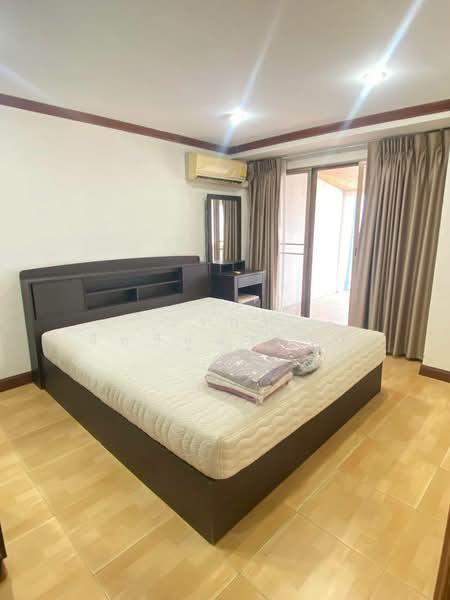 Srivara Mansion 2, Bangkok, Din Daeng, Bangkok, 3 Bedrooms, 188 sqm, Condo For Rent, by วรกร สิทธิลู่ตระกูล, 500317571 - DDproperty.com