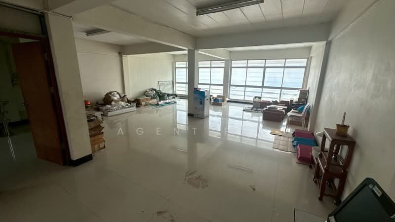 For Sale/Rent: Commercial Building in a Prime Location on Khubon Road (SPSAD3990), Bangkok, Ram Inthra, Khan Na Yao, Bangkok, , 560 sqm, Shophouse For Rent, by Agent Pla, 500317574 - DDproperty.com