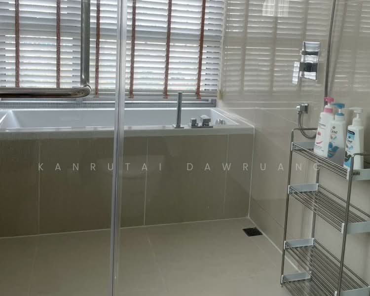 H Sukhumvit 43, Bangkok, 28 Sukhumvit 34 Road, Khlong Tan Nua, Watthana, Bangkok, 2 Bedrooms, 70 sqm, Condo For Rent, by Kanrutai Dawruang, 500317602 - DDproperty.com