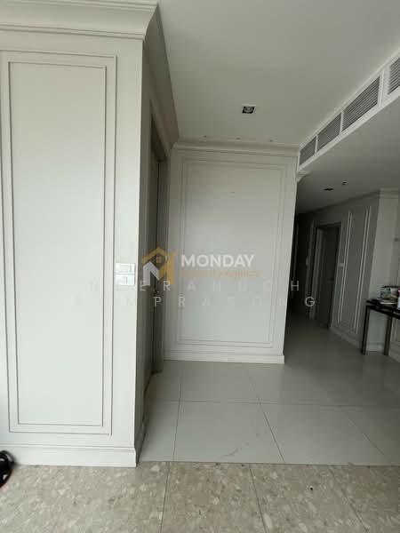 The Empire Place, Bangkok, 88 Narathiwatratchanakharin Road, Thung Maha Mek, Sathon, Bangkok, 3 Bedrooms, 132 sqm, Condo For Sale, by Neeranuch Somprasong, 500317607 - DDproperty.com