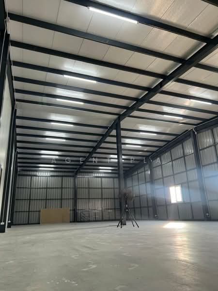 Warehouse with Office for Rent, Soi Pattanakarn 99, Near Suvarnabhumi Airport (SPSAD3991), Bangkok, Suan Luang, Bangkok, , 900 sqm, Warehouse/Factory For Rent, by Agent Pla, 500317614 - DDproperty.com