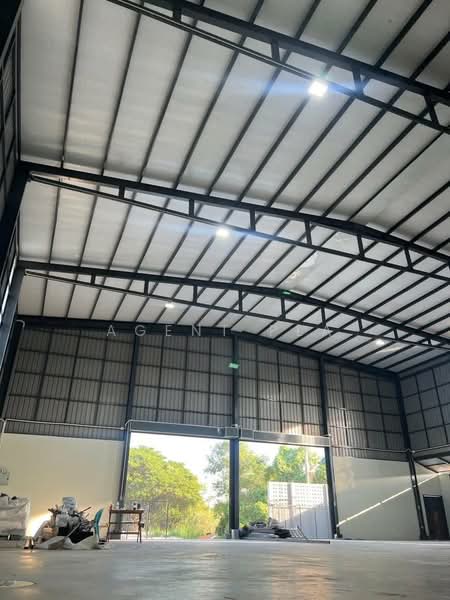 Warehouse with Office for Rent, Soi Pattanakarn 99, Near Suvarnabhumi Airport (SPSAD3991), Bangkok, Suan Luang, Bangkok, , 900 sqm, Warehouse/Factory For Rent, by Agent Pla, 500317614 - DDproperty.com