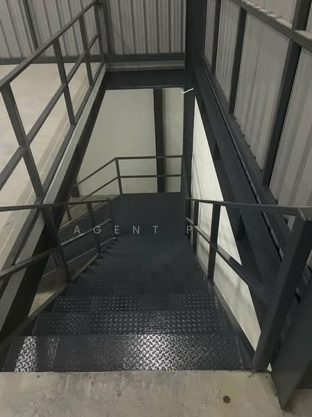 Warehouse with Office for Rent, Soi Pattanakarn 99, Near Suvarnabhumi Airport (SPSAD3991), Bangkok, Suan Luang, Bangkok, , 900 sqm, Warehouse/Factory For Rent, by Agent Pla, 500317614 - DDproperty.com