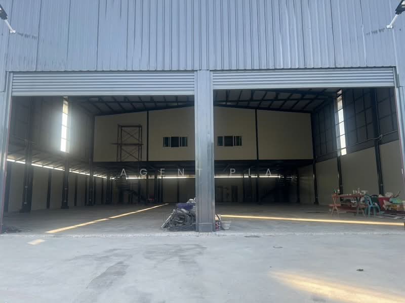 Warehouse with Office for Rent, Soi Pattanakarn 99, Near Suvarnabhumi Airport (SPSAD3991), Bangkok, Suan Luang, Bangkok, , 900 sqm, Warehouse/Factory For Rent, by Agent Pla, 500317614 - DDproperty.com