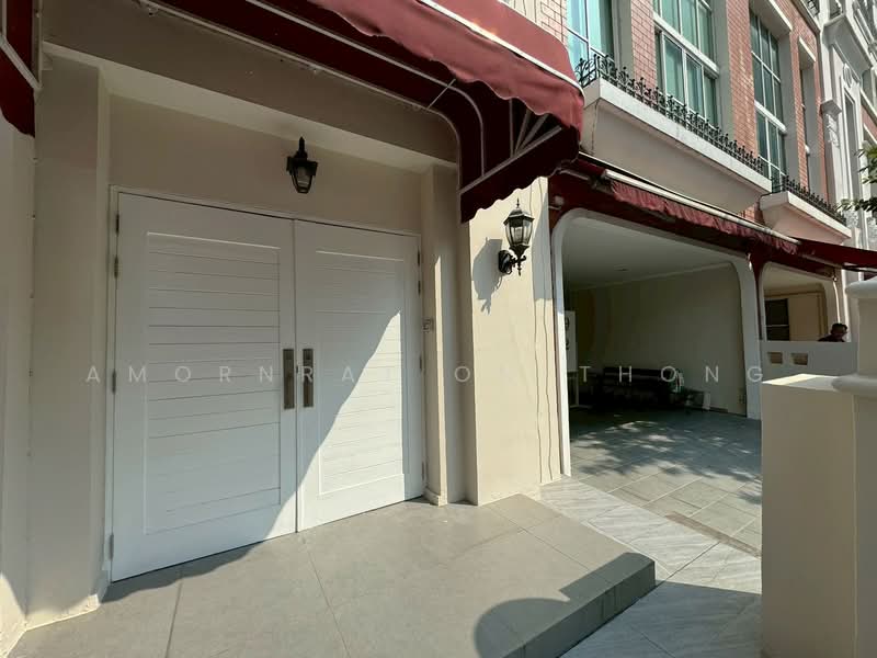 Townhouse, Bangkok, Khlongtoei Nua, Watthana, Bangkok, 5 Bedrooms, 400 sqm, Townhouse For Rent, by Amornrat On-Thong, 500317616 - DDproperty.com