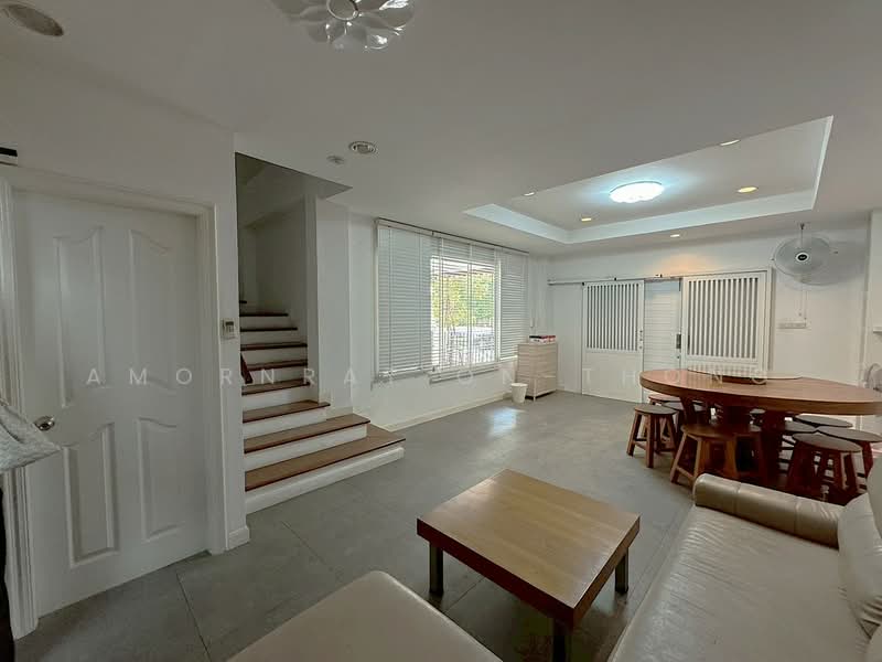 Townhouse, Bangkok, Khlongtoei Nua, Watthana, Bangkok, 5 Bedrooms, 400 sqm, Townhouse For Rent, by Amornrat On-Thong, 500317616 - DDproperty.com