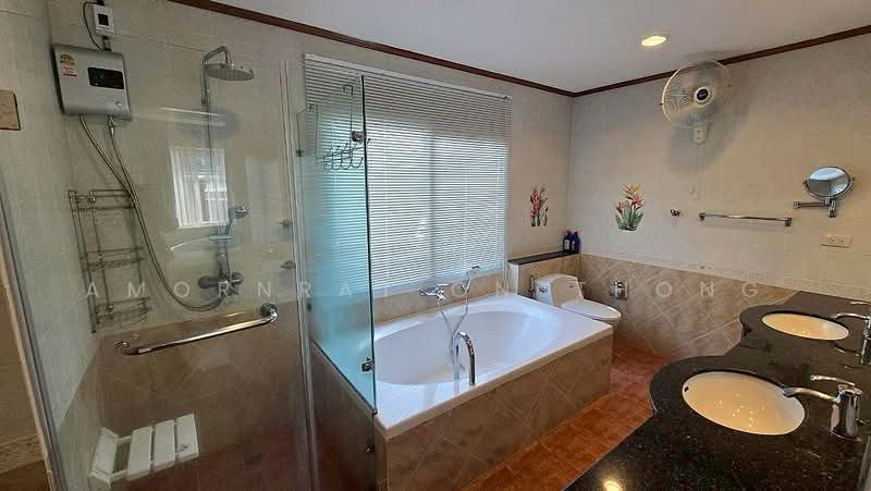 Townhouse, Bangkok, Khlongtoei Nua, Watthana, Bangkok, 5 Bedrooms, 400 sqm, Townhouse For Rent, by Amornrat On-Thong, 500317616 - DDproperty.com