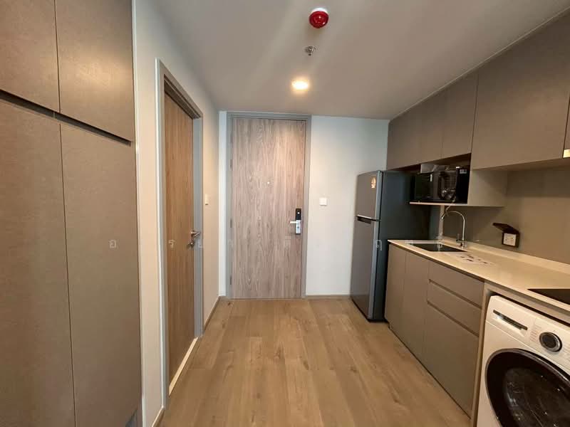 THE CROWN Residences, Bangkok, Rama 4 Road, Thung Maha Mek, Sathon, Bangkok, 1 Bedroom, 28 sqm, Condo For Rent, by อารยา ติรพฤทธิ์, 500317654 - DDproperty.com