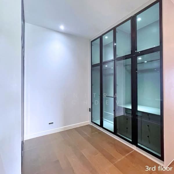 BuGaan Krungthep Kreetha, Bangkok, 109 15 Soi Krungthep Kreetha, Hua Mak, Bang Kapi, Bangkok, 4 Bedrooms, 430 sqm, Single Detached House For Rent, by Sunitra Sachdev, 500317693 - DDproperty.com