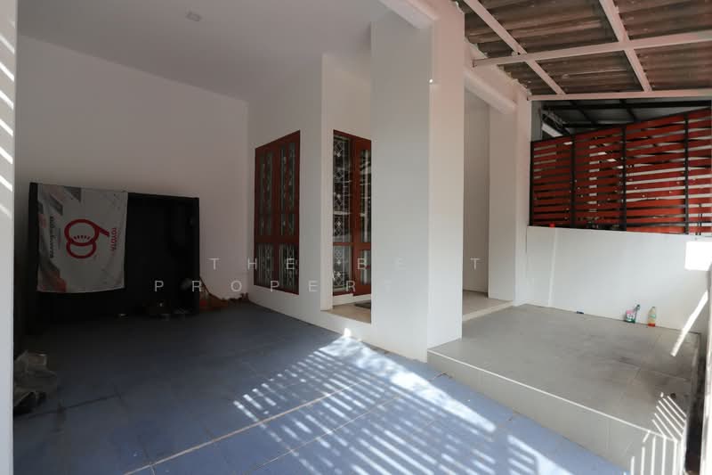 Lally Ville Srinakarin - Teparak : ลัลลี่ วิลล์ ศรีนครินทร์ - เทพารักษ์, สมุทรปราการ, ถนนเทพารักษ์, แพรกษา, เมืองสมุทรปราการ, สมุทรปราการ, 120 ตร.ม., ทาวน์เฮ้าส์ ขาย, โดย The Best Property ปู, 500317723 - DDproperty.com
