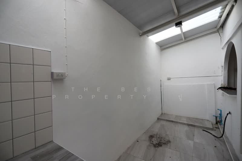 Lally Ville Srinakarin - Teparak, Samut Prakan, Thepharak Road, Phraeksa, Muang Samut Prakarn, Samut Prakan, 3 Bedrooms, 120 sqm, Townhouse For Sale, by The Best Property ปู, 500317723 - DDproperty.com