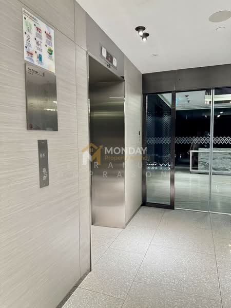 Life Ladprao, Bangkok, 992 Ladprao Road, Jom Phon, Chatuchak, Bangkok, Studio, 26 sqm, Condo For Sale, by Neeranuch Somprasong, 500317739 - DDproperty.com