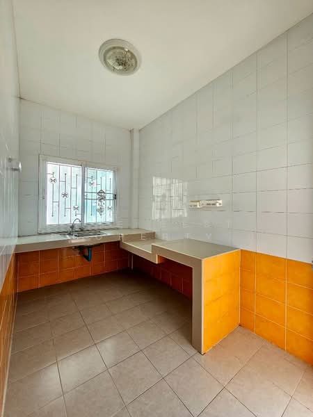 ณพณภา อมตะ-ชลบุรี (Nopnapha Amata-Chonburi), Chon Buri (Pattaya), Khlong Tamru, Muang Chon Buri, Chon Buri (Pattaya), 2 Bedrooms, 88 sqm, Semi-Detached House (Twin House) For Sale, by The Best Property ปู, 500317796 - DDproperty.com