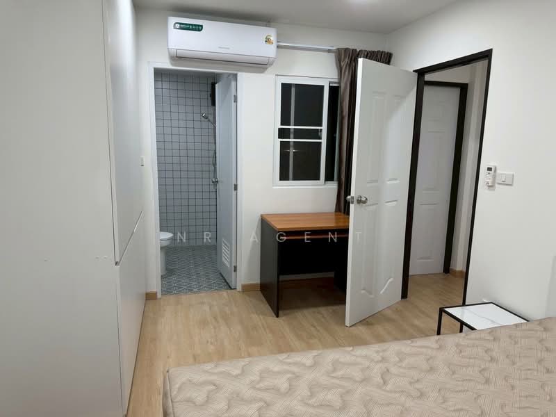 3-story Townhouse Soi Phum Urai, Sutthisan, Bangkok, Samsen Nok, Huai Khwang, Bangkok, 5 Bedrooms, 200 sqm, Townhouse For Rent, by NR AGENT, 500317857 - DDproperty.com