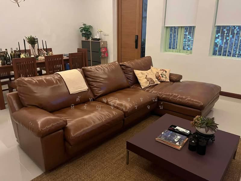 บ้าน ให้เช่า สีลม สุรวงศ์ สี่พระยา บางรัก 3 นอน 2นำ้ อยู่อาศัย ทำAirbnb ได้ ! ด่วน!, กรุงเทพ, สุรวงศ์, สี่พระยา, บางรัก, กรุงเทพ, 168 ตร.ม., ทาวน์เฮ้าส์ ให้เช่า, โดย คัทยวรรณ หิรัญจิโรจน์, 500317882 - DDproperty.com