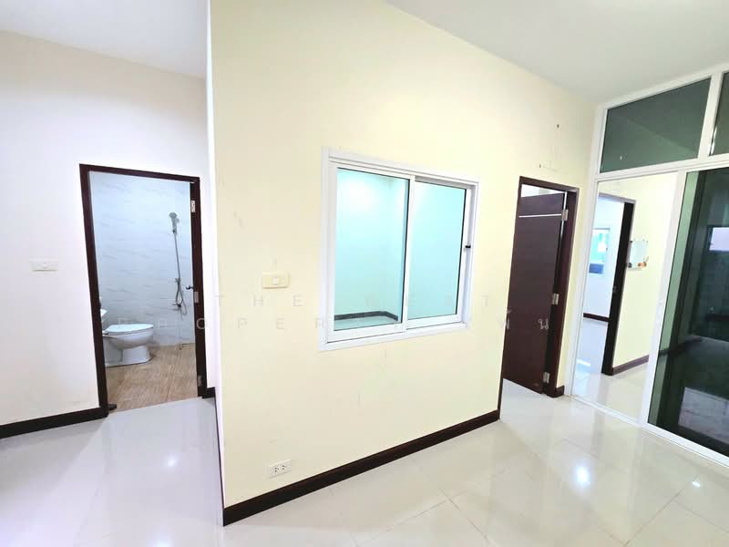 ทาวน์เฮ้าส์บ้านโป่ง ราชบุรี, Ratchaburi, Nong O, Ban Pong, Ratchaburi, 2 Bedrooms, 100 sqm, Townhouse For Sale, by The Best Property เพ้นท์, 500317902 - DDproperty.com