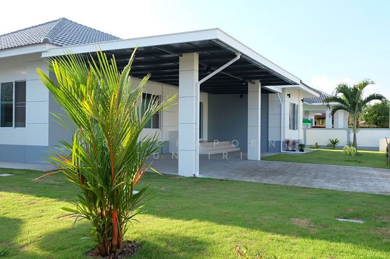 บ้านให้เช่า – ใกล้โรงเรียนนานาชาติปัญญาเด่น เพียง 10 นาที ค่าเช่า 25,000 บาท / เดือน No.14H052, Chiang Mai, Hang Dong, Chiang Mai, 3 Bedrooms, 200 sqm, Single Detached House For Rent, by Rutchaporn Tunsiri, 500317911 - DDproperty.com