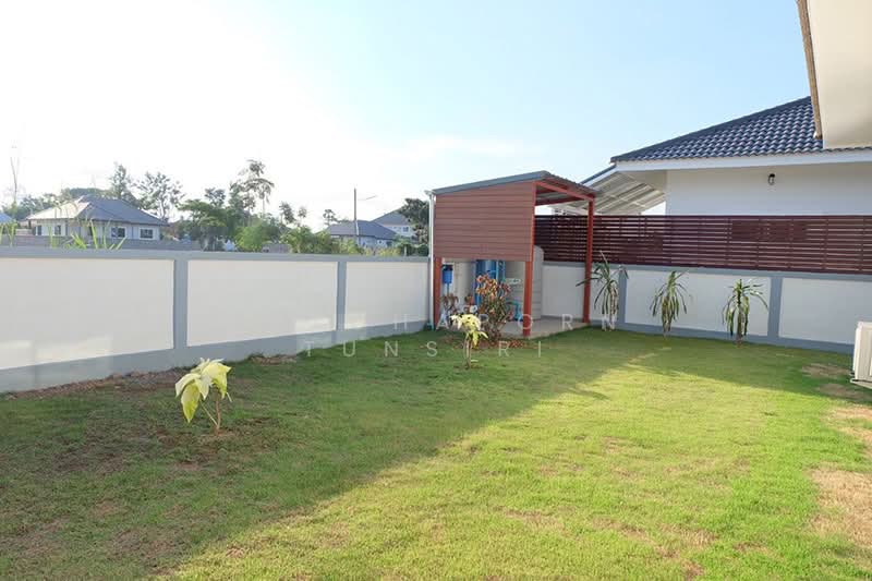 บ้านให้เช่า – ใกล้โรงเรียนนานาชาติปัญญาเด่น เพียง 10 นาที ค่าเช่า 25,000 บาท / เดือน No.14H052, Chiang Mai, Hang Dong, Chiang Mai, 3 Bedrooms, 200 sqm, Single Detached House For Rent, by Rutchaporn Tunsiri, 500317911 - DDproperty.com
