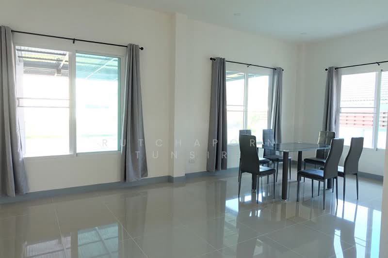 บ้านให้เช่า – ใกล้โรงเรียนนานาชาติปัญญาเด่น เพียง 10 นาที ค่าเช่า 25,000 บาท / เดือน No.14H052, Chiang Mai, Hang Dong, Chiang Mai, 3 Bedrooms, 200 sqm, Single Detached House For Rent, by Rutchaporn Tunsiri, 500317911 - DDproperty.com