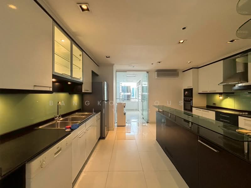 Kallista Mansion, Bangkok, 64 Soi Sukhumvit 11, Khlongtoei Nua, Watthana, Bangkok, 3 Bedrooms, 315 sqm, Condo For Rent, by Bangkok House Living, 500317956 - DDproperty.com