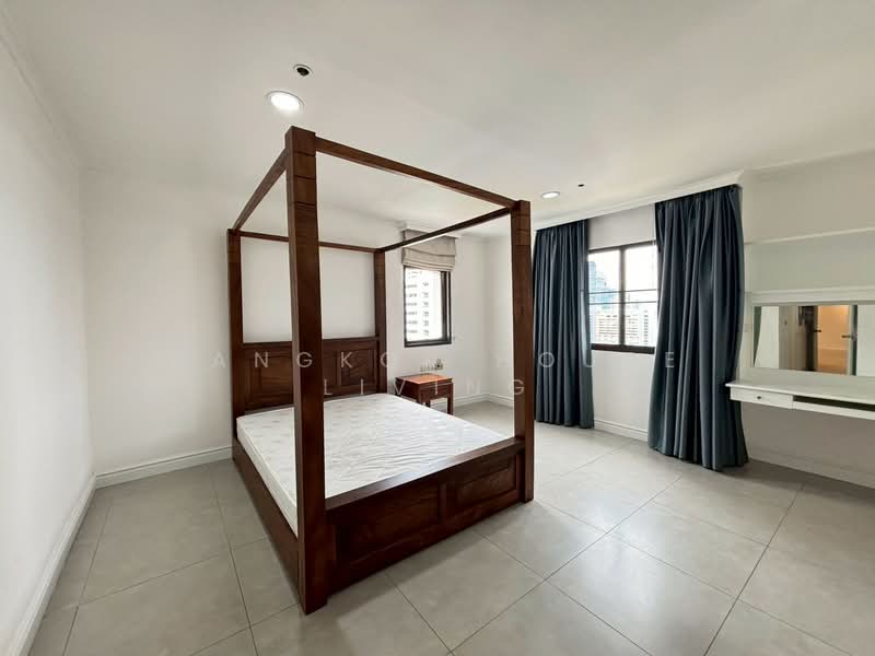 Kallista Mansion, Bangkok, 64 Soi Sukhumvit 11, Khlongtoei Nua, Watthana, Bangkok, 3 Bedrooms, 315 sqm, Condo For Rent, by Bangkok House Living, 500317956 - DDproperty.com