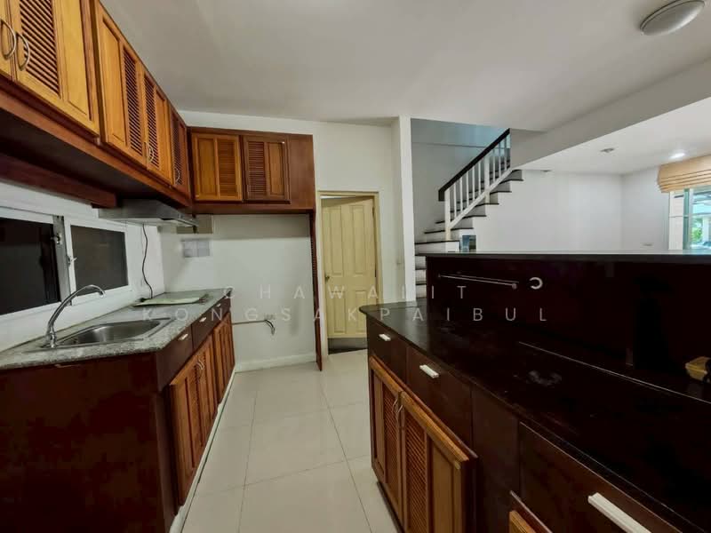 Townplus X Prachachen, Nonthaburi, Road along the Bang Khlo-Chaengwattana Expressway, Tha-Sai, Muang Nonthaburi, Nonthaburi, 3 Bedrooms, 195 sqm, Townhouse For Sale, by CHAWALIT KONGSAKPAIBUL, 500317959 - DDproperty.com