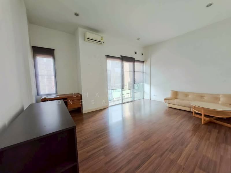 Townplus X Prachachen, Nonthaburi, Road along the Bang Khlo-Chaengwattana Expressway, Tha-Sai, Muang Nonthaburi, Nonthaburi, 3 Bedrooms, 195 sqm, Townhouse For Sale, by CHAWALIT KONGSAKPAIBUL, 500317959 - DDproperty.com
